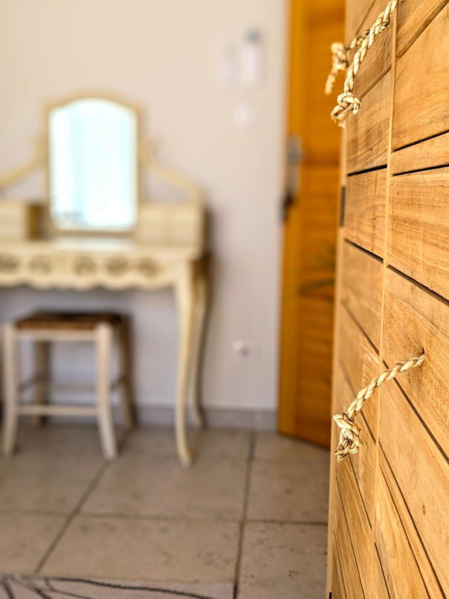 Villa Font Vive - Chambres D'Hotes Eco-Labellisees Avec Cuisine - Confort, Calme Et Vue Exceptionnels ! Grospierres Εξωτερικό φωτογραφία